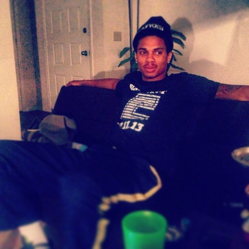 AlmoseIV's profile picture. 