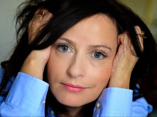 KateOblenes's profile picture. Je suis gerante artistique au niveau international