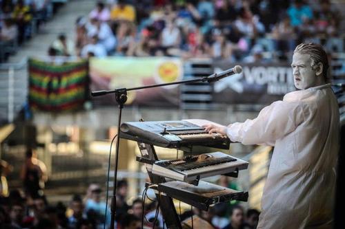 tavosigragga's profile picture. Cantante y pianista de SIG RAGGA