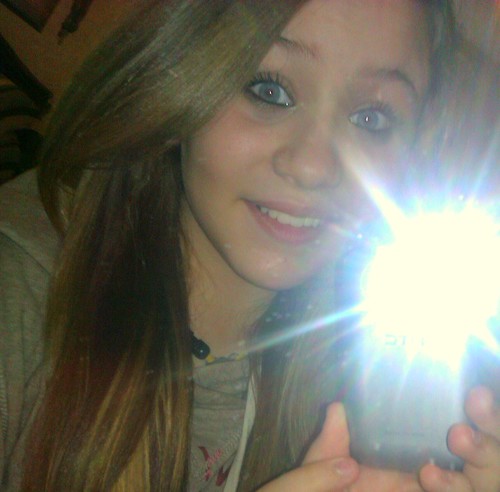 #TeamFollowBackk. #Taken #CRH #FollowMeeee.! #2000.#KikMe @xo_meghan You See That Follow Button I'd Tap Thaat.(;