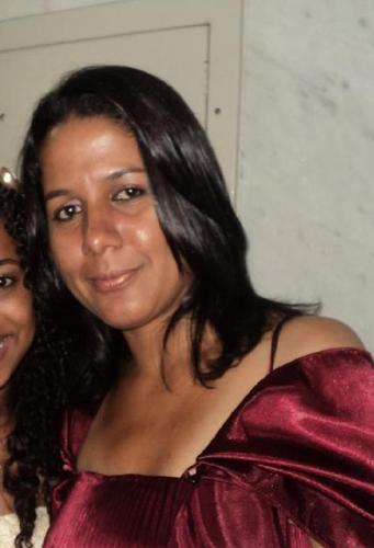 Sou uma pessoa que realmente ama adora exalta o nome do SENHOR porque Ele é tudo na minha vida.
Sou uma pessoa que nasceu para
adora-lo e que no meu DNA tem