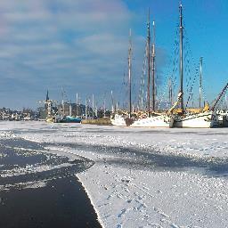 Wij organiseren schaatstoertochten over de Gouwzee en de sloten en vaarten van Waterland