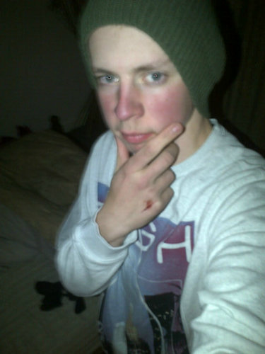 From Ireland and just gotta live life and take what it throws at u and I'm a Irish Rapper. Maker of #urbanguvernment