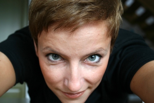Blogerka kulinarna, prawie nie wychodzaca z kuchni. Zakochana mama i małażonka