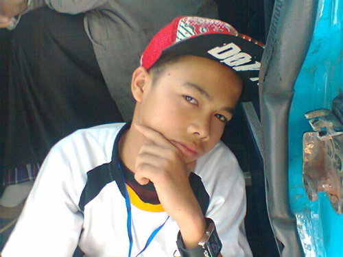 mashumsidiqfauz's profile picture. 