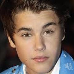 follow me i follow back :)