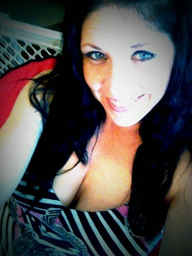 Sheilalynn75's profile picture. 