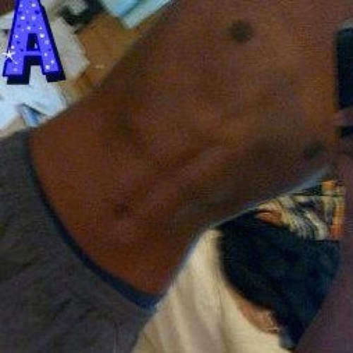 YᵒᵘOᶰˡʸLᶤᵛᵉOᶰᶜᵉ, follow me but dont expect me to follow u bak;) kidding illl follow u bak :)
