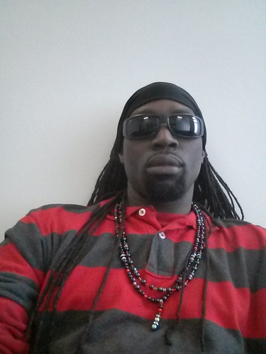 Owner/C.E.O of 1st Class Studio LLc. Producer/Artist/Songwriter/Vocalist/Engineer.