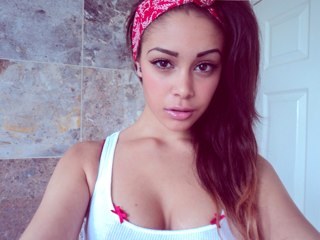 CynMLeafs0510's profile picture. Leafs ❤