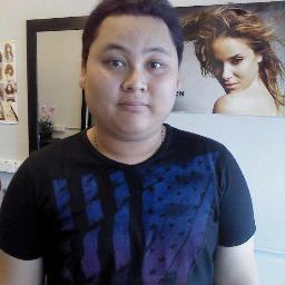 life without happiness would be nothing ^_^

I AM LITTLE MONSTER *PAWS UP !!!