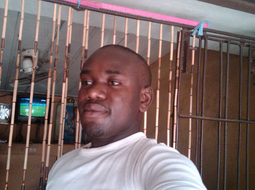 Humblepet's profile picture. Chocolate in complexion,huge,athletic,handsome,sexy,loving,fun to be with nd a high sense humour