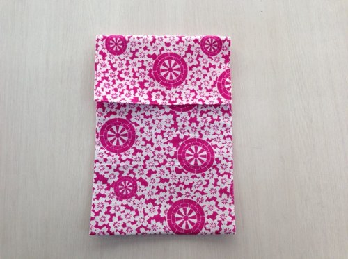 iPad、Appleをこよなく愛するユーザーのために。日本てぬぐい生地のiPad入れiPad SLIP-ON