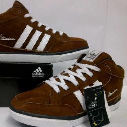 Menjual Berbagai merk sepatu HP: 08996063006 pin:26C3C4FD