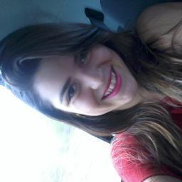 Tão Natural Como a Luz Do Dia ! Procuro não Me Definir Pra Ter O Direito De Mudar Quando Quiser !Em Um Relacionamento Sério Com @chrisbrown .