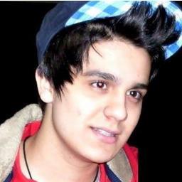 FCO dedicado ao nosso bbê @luansantana criado dia 14/03/12 um dia depois do niver dele *-* fãs podem seguir :D  parceria @fcmeumenininho1
Dona @jakerodriiigues