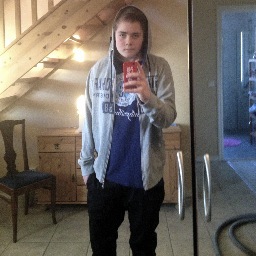 tobiaskylhage's profile picture. hej hopp neger snopp