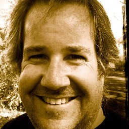 Entrepreneur and consultant with over 20 years of experience - I help you make money and live in your passion.