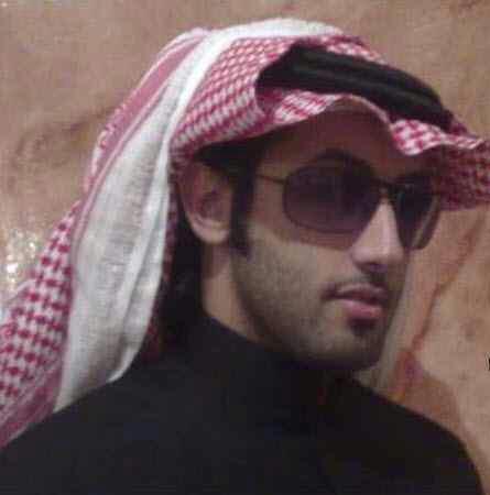 ‏‏‏‏‏‏‏لاأدعي المثاليه،اغرد بما يروق لي،امتلك رسم احرف وربما اقتبسها ،لكم حريه المتابعه، لا التزم ب الفلوباك