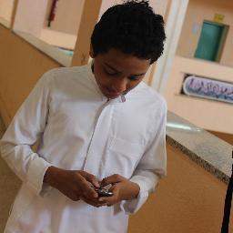 كاتب خواطر
خــواطــري كلها عتب وفـــراق
اخــاف اكــررها وتمـــلون مني 

المعذره قلبي مفارق ومشتاق
واللي احبـــــه زاحه الغير عني”
