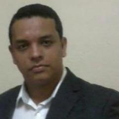 casado com luana de moraes,pai de luis guilherme , ''Sei que vim do pó e de um sopro de vida Então me faz pequeno, pro Senhor crescer em mim