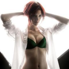 TemptressRoth's profile picture. I am the flame of an ice cold heart. The mistress of a frozen land. His weapon of Lust and Temptation. (RP 21+ Mature, Hub of Darkness)