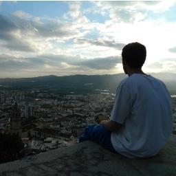 20 años, amante del arte del desplazamiento, estudiante de ciclo superior de electricidad y automatismos