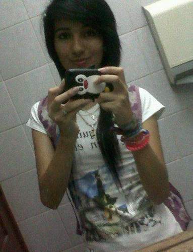 Para mi no existe la perfección porque hasta la misma perfección es imperfecta. ¤Solo sigue me y listo☺