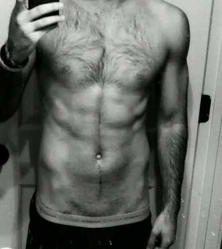 Johan002Strydom's profile picture. Love rugby. I love watching movies and sexy girls!!!