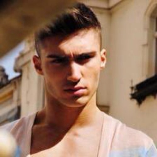 StreetBoyDiesel's profile picture. I am a rich boy. I have it all. I love to make people work for me. Those people i find on the streets. {RP #single}