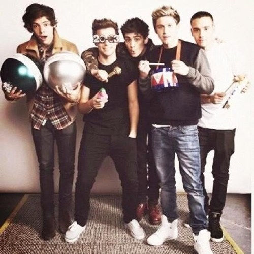 TugceNick's profile picture. Hello.:) Im a girl who 15 years old .i love to dance and make music. I also play the guitar. ~. BELIEBER ; DIRECTIONER ; LOVATIC ; MAHOMIE AND SMILER ♥