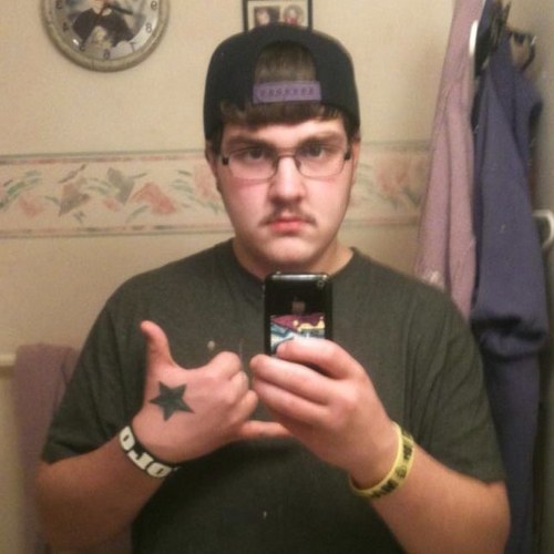 Follower me on instagram M05TD0P3 and smile for all tham haters