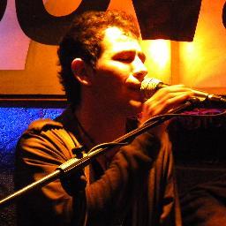cantautor colombiano (te extraño 2007)(quien mato el amor? sencillo independiente euforia music 2010) Y en el 2012 con mi nuevo sencillo... MI UNICO PECADO.