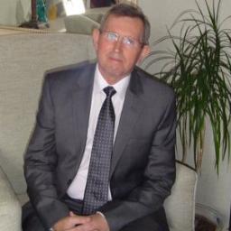 ThomoStephen's profile picture. Husband to Jilly. Father to Christel. Joyful Church planter.Enjoying the adventure of walking with Jesus.What a ride!