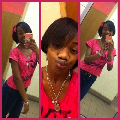 My Life Aint All Dhat Perfect I Go Thru Hell..Hmm Ppl Hurt Mehh Budd I Have No Choice Budd To Love'em AnyWays I Keep A Smile On My Face Anyway..!!❤
