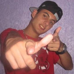 represento quem me fortalece, através da voz.