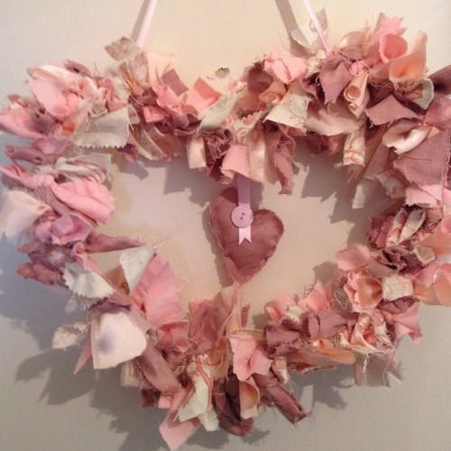 CreationsCrafty's profile picture. 