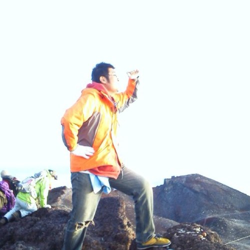 hisashi_shizuo's profile picture. ロック/ジャズ/ヒップホップ/EDM/ZIP-FM/アニメ/他人と違うこと願望/I'm free