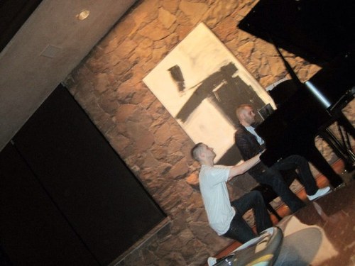 EPIK83's profile picture. laugh and gag merchant