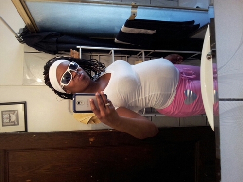 spoillil_brat24's profile picture. there's know replacement when i'm involved!! #teamsexy #teamclassy #teamsmart #teamnokids #teamindenpendent #teamcuffed #teamhappy #TEAMFOLLOWBACK