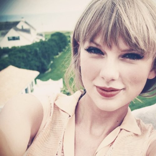 AllySwift1322 Profile Picture