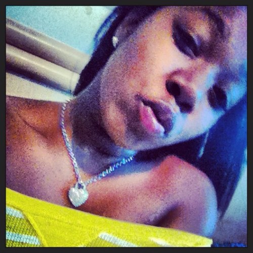 Yep yep yep , i love bitches too! && if u dont live && the D , dont bother fuckin with me!