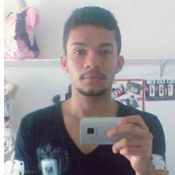 Baixista, Baterista & Violão  & no futuro produtor musical 
http://t.co/7AJgAiHe1s