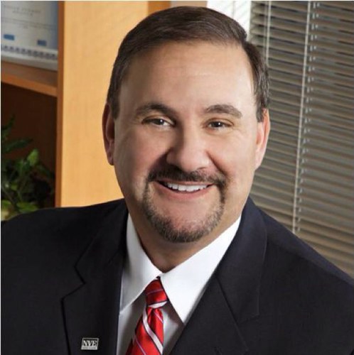 reysuperbanker's profile picture. 