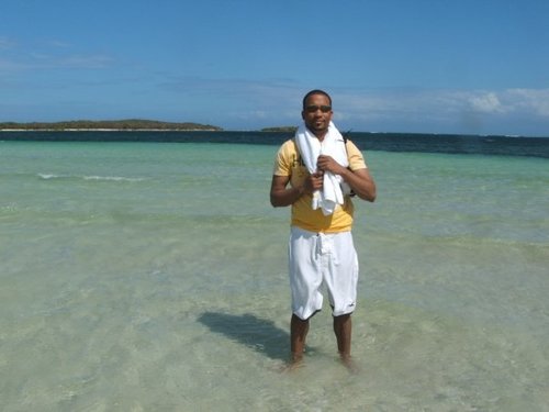 dsutt0001's profile picture. Love God and my Wife (@drselyp )... Then Me