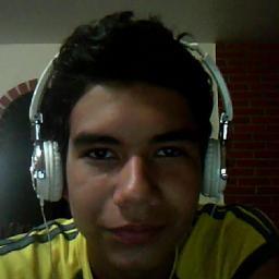 siganme los buenoss!(Estudiante, auxilar de veterinario, deportista,
 y otros PD: Si No voy a nadar No vivo!! I 3 Tiësto
