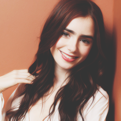 theburntbread's profile picture. you know that awkward little girl that hates everybody, and can't stop talking about THG? Yup, that's me :)