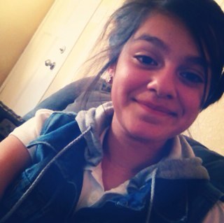 1⃣2⃣Years old...i❤one direction...not a lovatic anymore...fashion...freinds...family...baby sissy...Beautiful...swag...YOLO