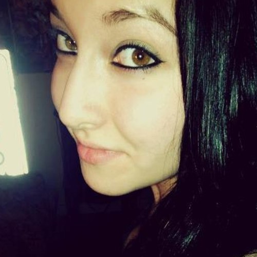 Flutteredx's profile picture. How peculiar