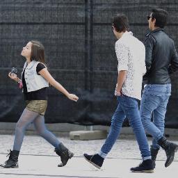 shaWvalenzuela's profile picture. #FOLLOW  and i'll FOLLOW BACK A.S.A.P:)           
                     VAZQUEZ SOUNDS